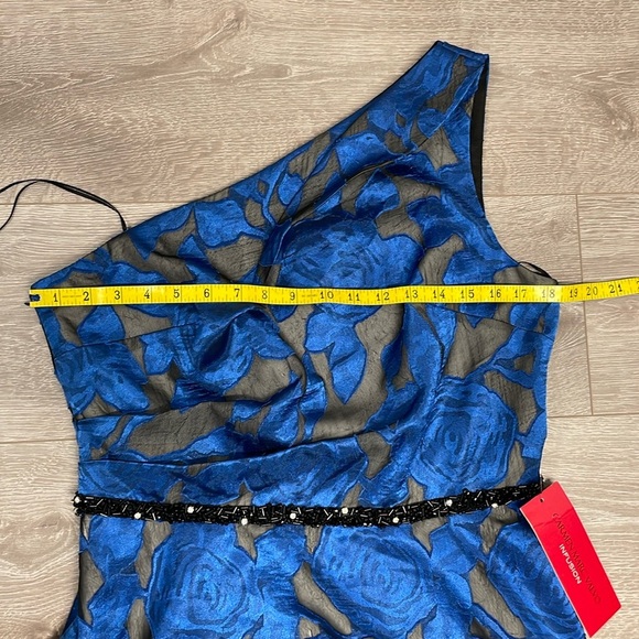 NWT Carmen Marc Valvo Infusion One Shoulder Floral Formal Gown with Pockets 12 - Picture 8 of 16